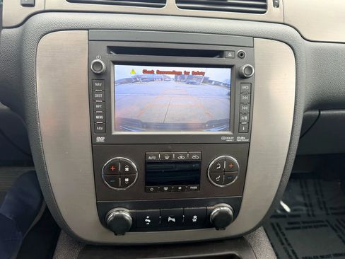 Used 2012 Chevrolet Avalanche LT image 7