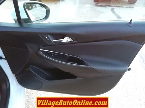 Used 2019 Chevrolet Cruze LT w/ LT Fleet Convenience Package image 28