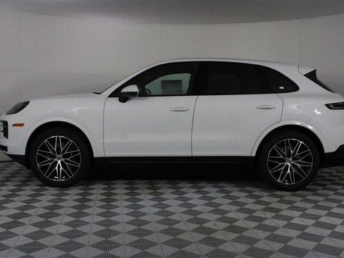 New 2026 Porsche Cayenne image 2
