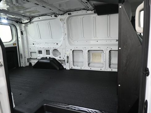 Used 2015 Ford Transit 150 130 Low Roof RWD image 17