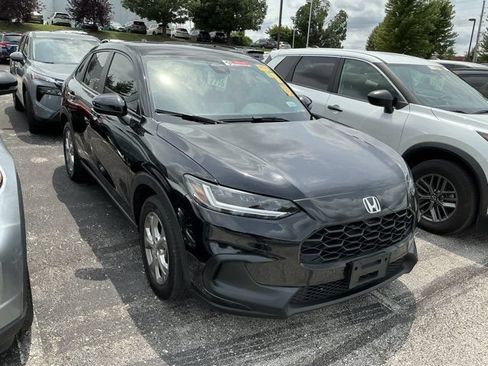 Used 2024 Honda HR-V LX image 3