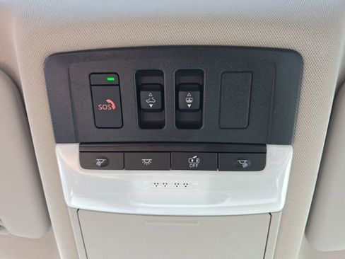 New 2026 Nissan Rogue SV FWD image 27