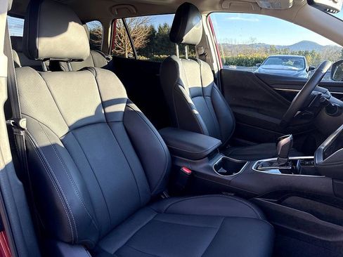 Used 2025 Subaru Outback Limited w/ Popular Package #2 image 27