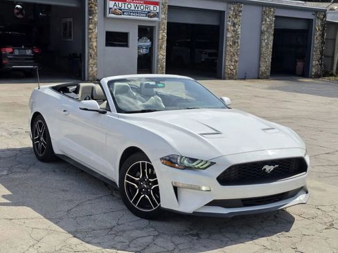 Used 2020 Ford Mustang Premium RWD image 15