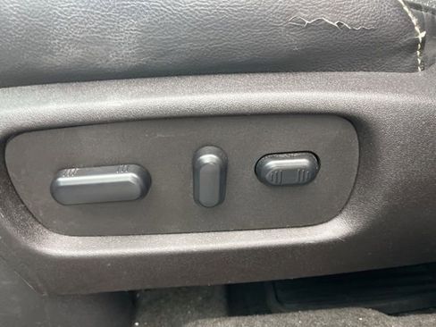 Used 2015 Ford Explorer Sport w/ Equipment Group 401A image 24