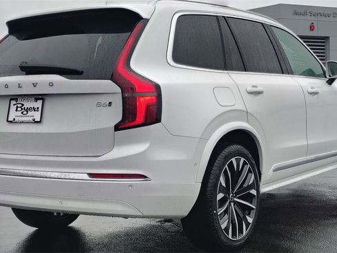 New 2026 Volvo XC90 B6 Ultra image 3