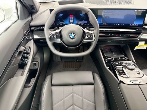 New 2026 BMW 530i w/ Premium Package RWD image 10