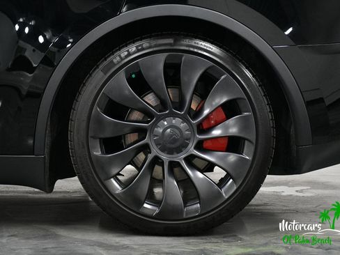 Used 2023 Tesla Model Y Performance AWD/4WD image 6