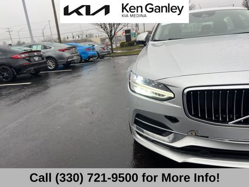 Used 2018 Volvo S90 T6 Inscription w/ Convenience Package image 17