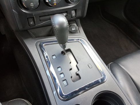 Used 2009 Dodge Challenger R/T RWD image 30