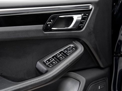 Used 2018 Porsche Macan S image 8