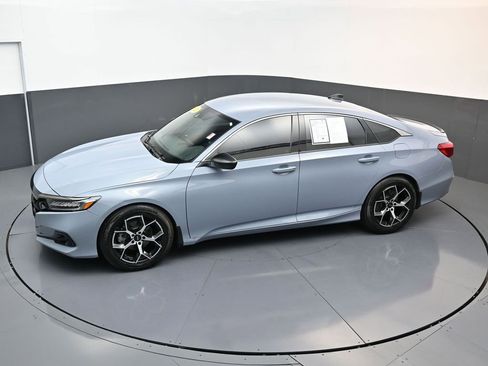 Used 2022 Honda Accord Sport image 18