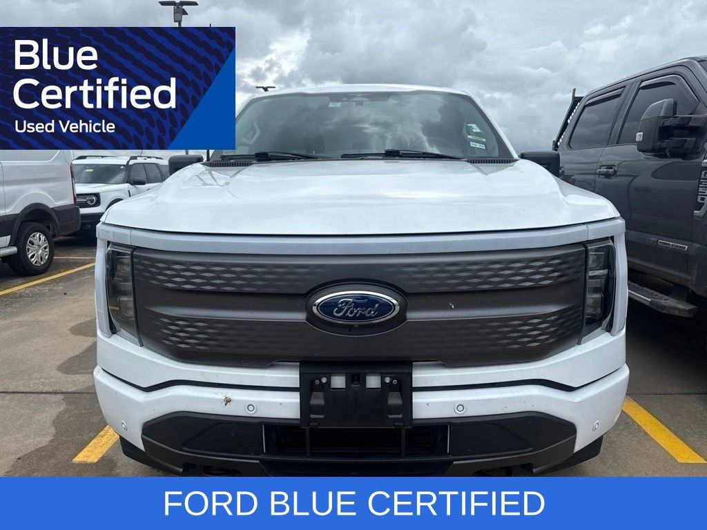 Used 2023 Ford F150 Lightning XLT AWD/4WD image 2