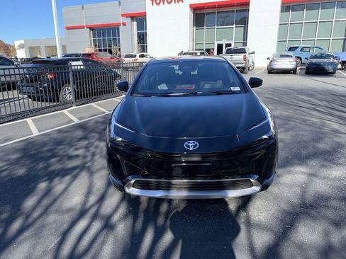 New 2026 Toyota Prius Plug-In Hybrid FWD image 3