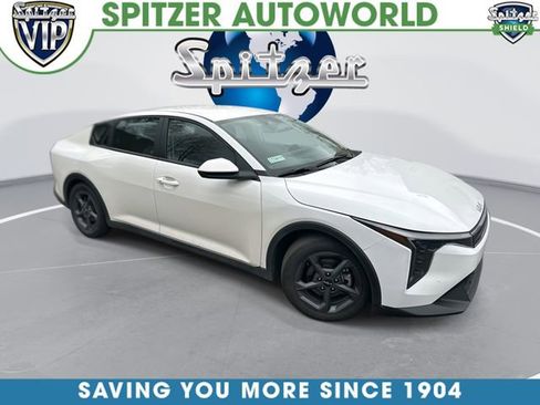 Used 2025 Kia K4 FWD image 1