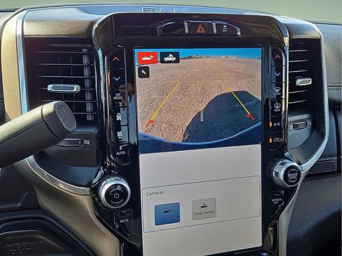 Used 2024 RAM 3500 Laramie image 28