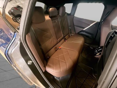 Certified 2024 BMW iX xDrive50 w/ Sport Package AWD/4WD image 18