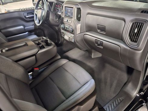 Used 2026 Chevrolet Silverado 1500 Custom w/ Turbomax Blackout Package RWD image 17