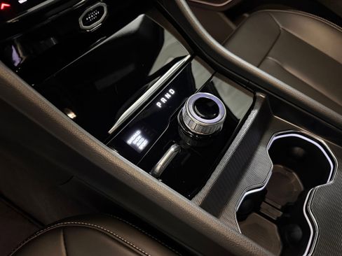 New 2026 Jeep Grand Cherokee Limited image 11