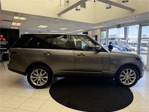 Used 2020 Land Rover Range Rover HSE AWD/4WD image 4