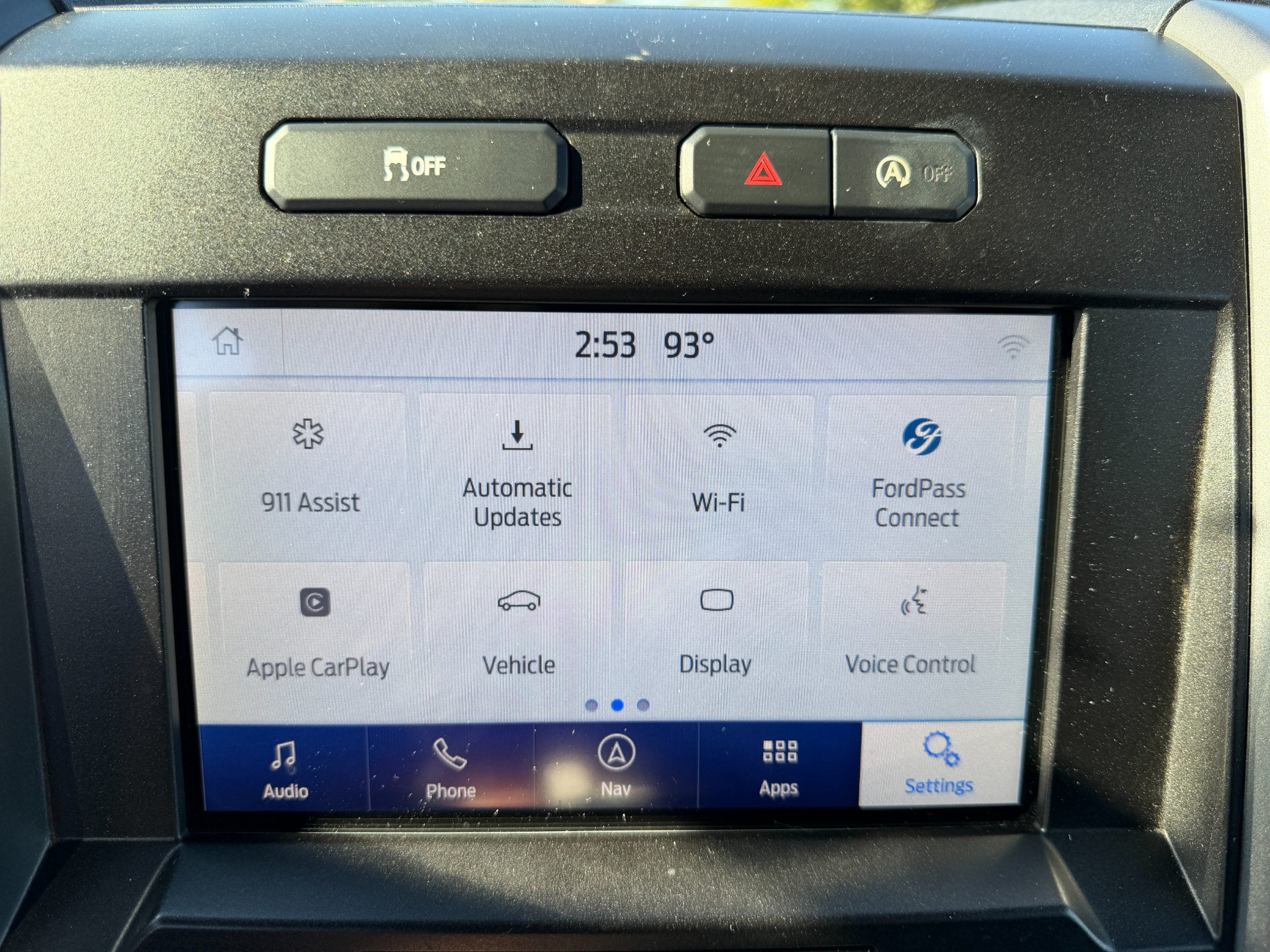 Used 2020 Ford F150 XLT w/ Equipment Group 302A Luxury AWD/4WD image 23