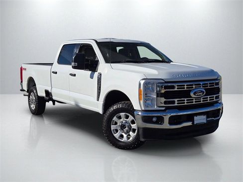 Used 2023 Ford F350 XLT w/ FX4 Off-Road Package image 1