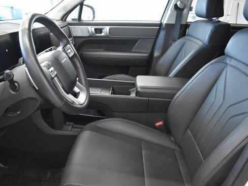 Used 2025 Hyundai Santa Fe SEL image 22