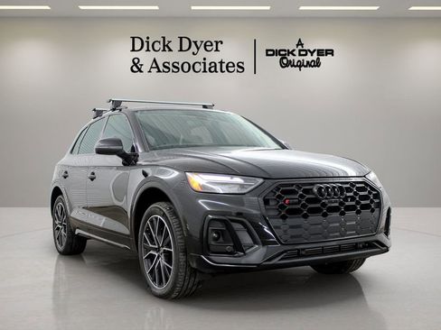 Used 2024 Audi SQ5 Premium Plus AWD/4WD image 2