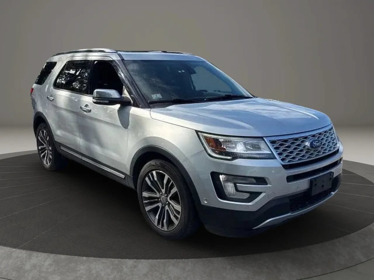 Used 2017 Ford Explorer Platinum AWD/4WD image 11