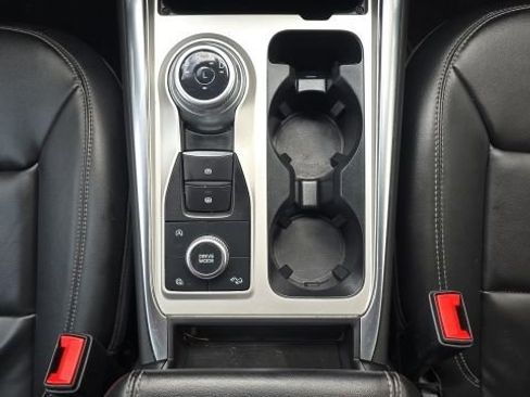 Used 2023 Ford Explorer XLT w/ Equipment Group 202A image 41