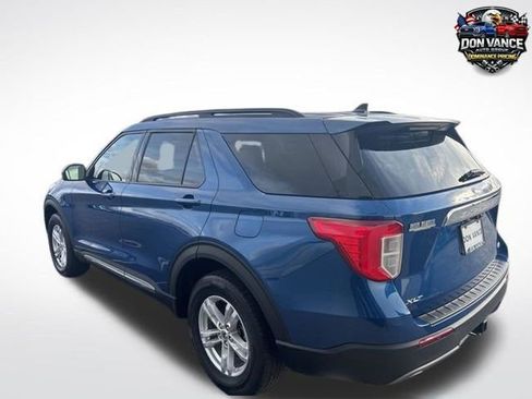 Used 2023 Ford Explorer XLT w/ Equipment Group 202A AWD/4WD image 5