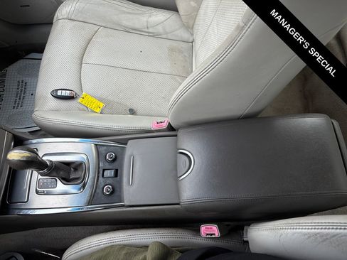 Used 2012 INFINITI G37 x w/ Premium Pkg image 29