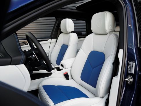 New 2026 Porsche Macan S image 5