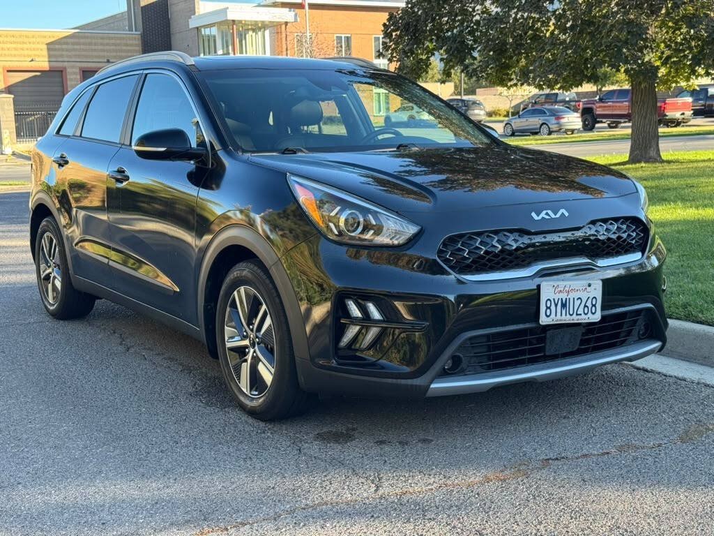 Used 2022 Kia Niro EX Premium FWD image 1