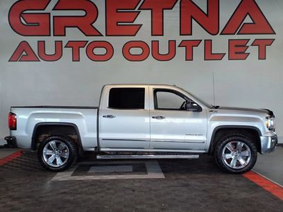 Used 2017 GMC Sierra 1500 SLT w/ SLT Premium Package