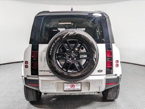 Used 2020 Land Rover Defender 110 S image 7