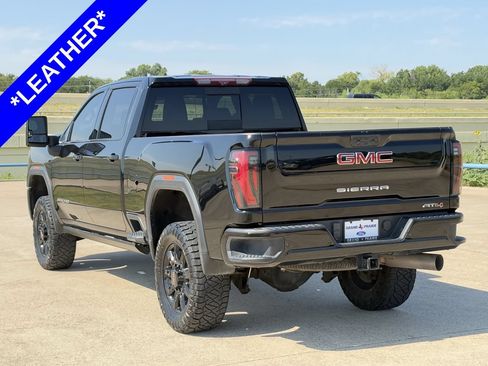 Used 2024 GMC Sierra 2500 AT4 w/ AT4 Premium Plus Package AWD/4WD image 6