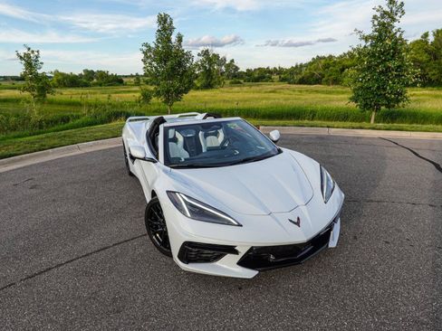 Used 2024 Chevrolet Corvette Stingray Preferred Conv w/ Stealth Interior Trim Package RWD image 2