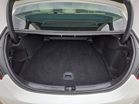 Used 2025 Mercedes-Benz C 300 Sedan image 13