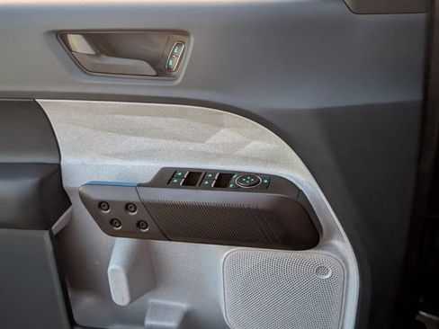 New 2026 Ford Maverick XLT image 13