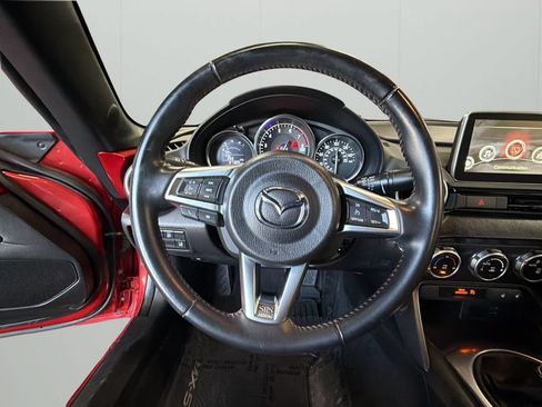 Used 2016 MAZDA MX-5 Miata Grand Touring RWD image 31