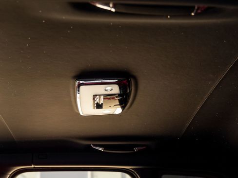 Used 2023 Rolls-Royce Cullinan image 28