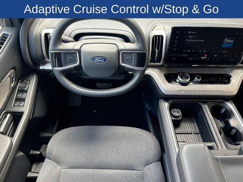 Certified 2025 Ford Expedition Active AWD/4WD image 19