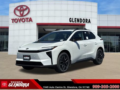 New 2026 Toyota bZ FWD image 5