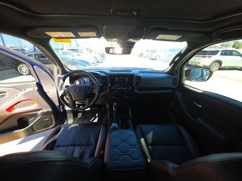Used 2023 Nissan Frontier Pro-X w/ Pro-X Premium Package image 28