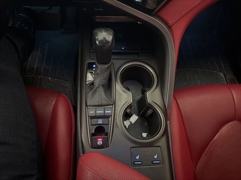 Used 2021 Toyota Camry XSE image 14