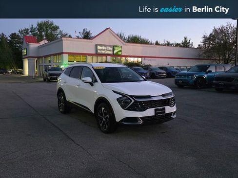 Certified 2024 Kia Sportage EX AWD/4WD image 1