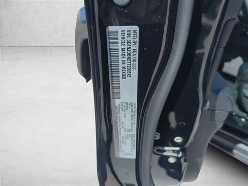 New 2026 Jeep Compass Latitude image 16