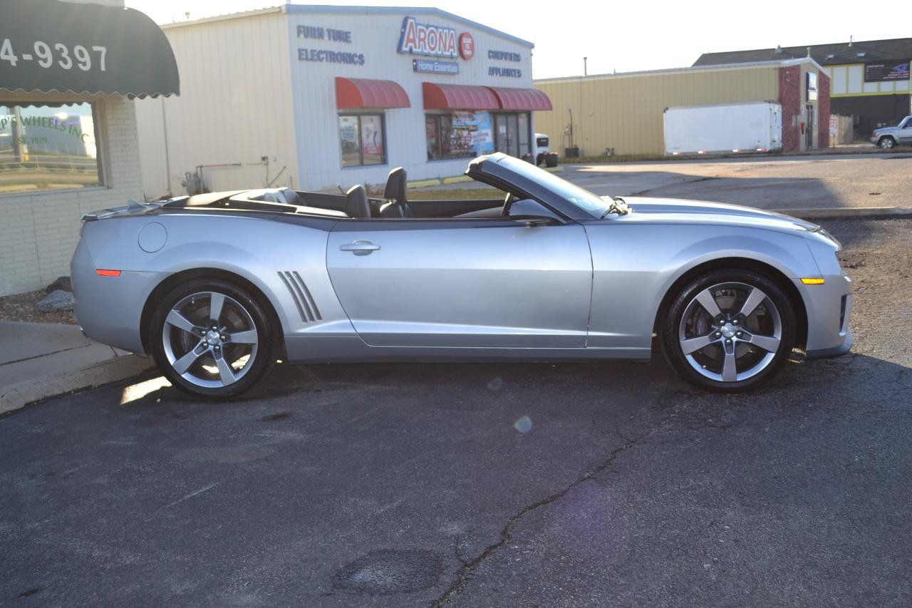 Used 2012 Chevrolet Camaro SS w/ RS Package RWD image 17