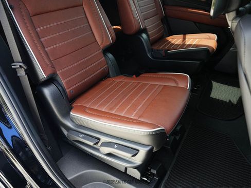 Used 2023 GMC Yukon Denali Ultimate AWD/4WD image 56